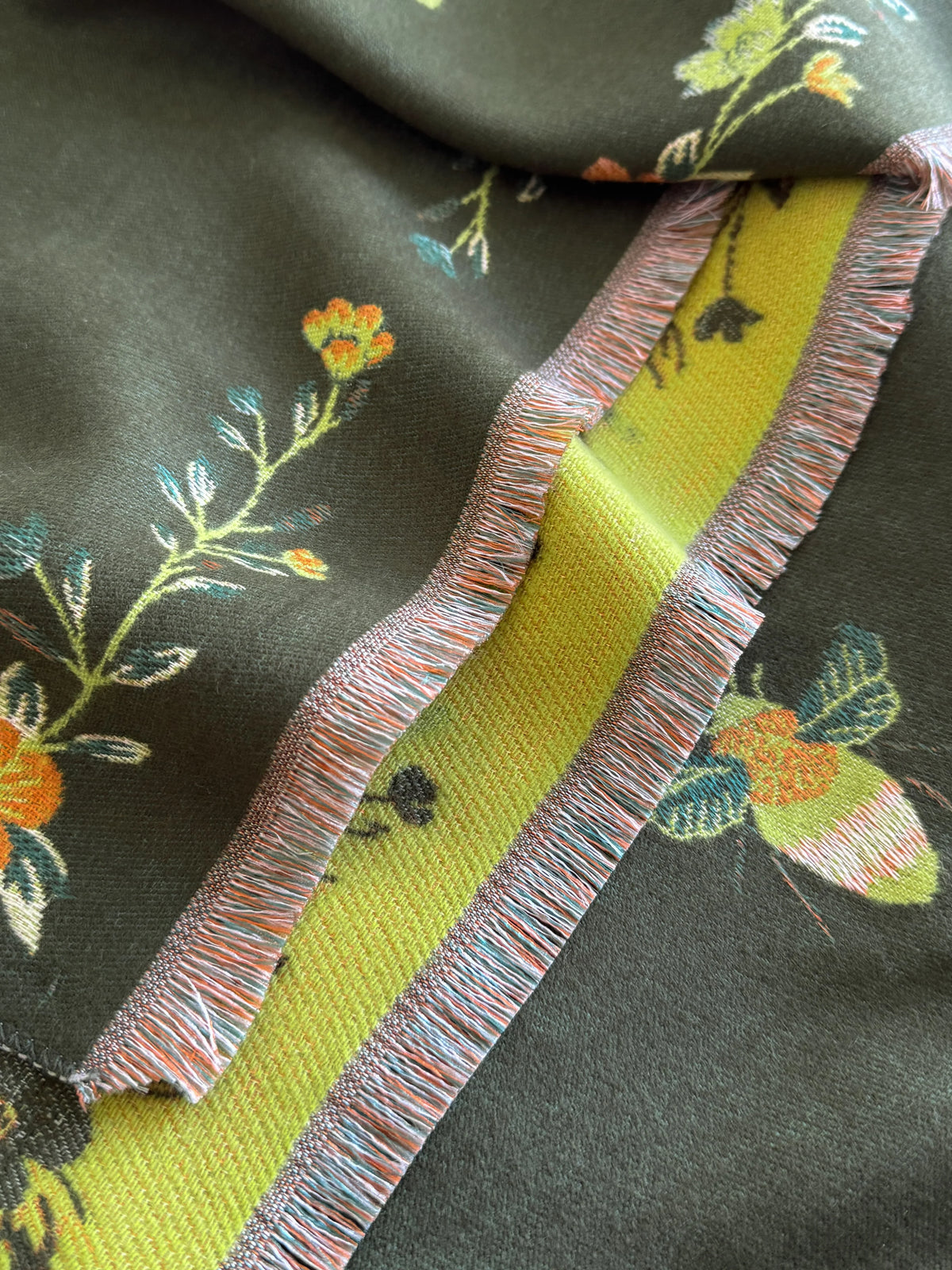 Bee Floral Print Open Front Shawl Wrap,